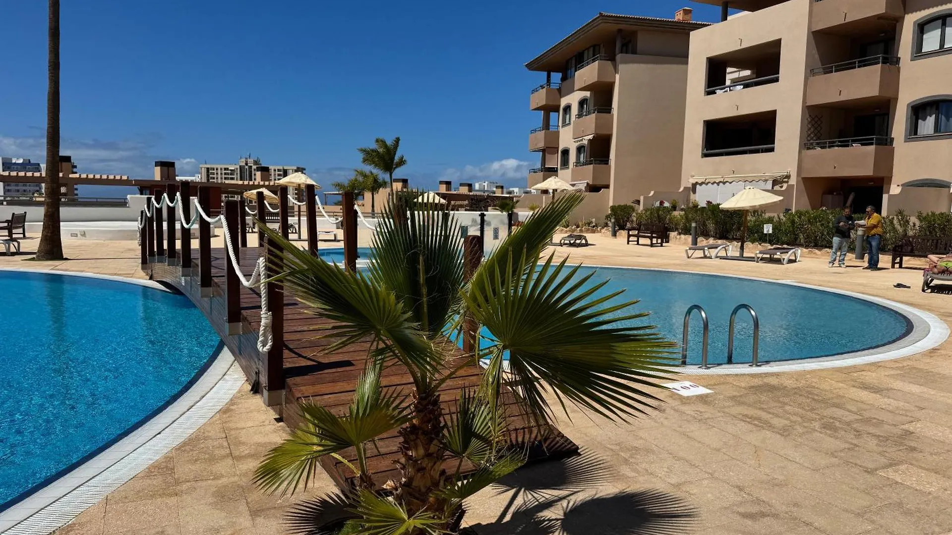 아파트 Family-Friendly Oasis In Playa Paraiso With Panoramic Terrace & Private Parking In Tenerife