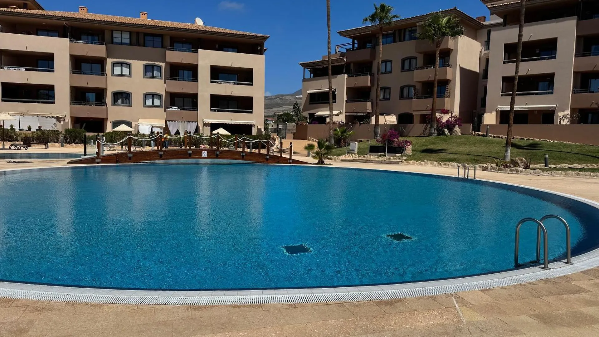 Family-Friendly Oasis In Playa Paraiso With Panoramic Terrace & Private Parking In Tenerife 0*, 플라야 파라이소 스페인