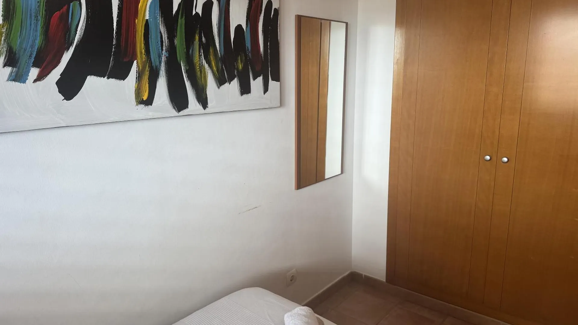 Family-Friendly Oasis In Playa Paraiso With Panoramic Terrace & Private Parking In Tenerife 스페인