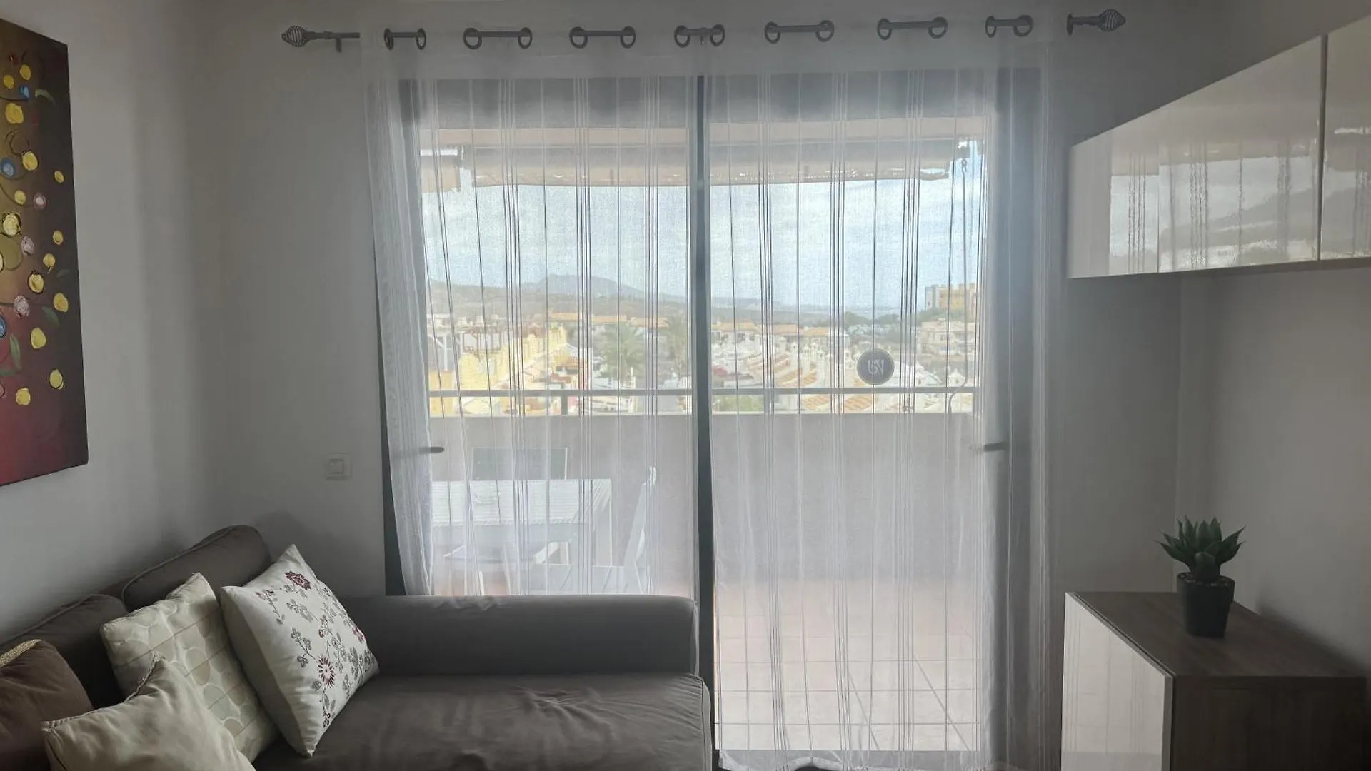 Family-Friendly Oasis In Playa Paraiso With Panoramic Terrace & Private Parking In Tenerife 아파트 플라야 파라이소